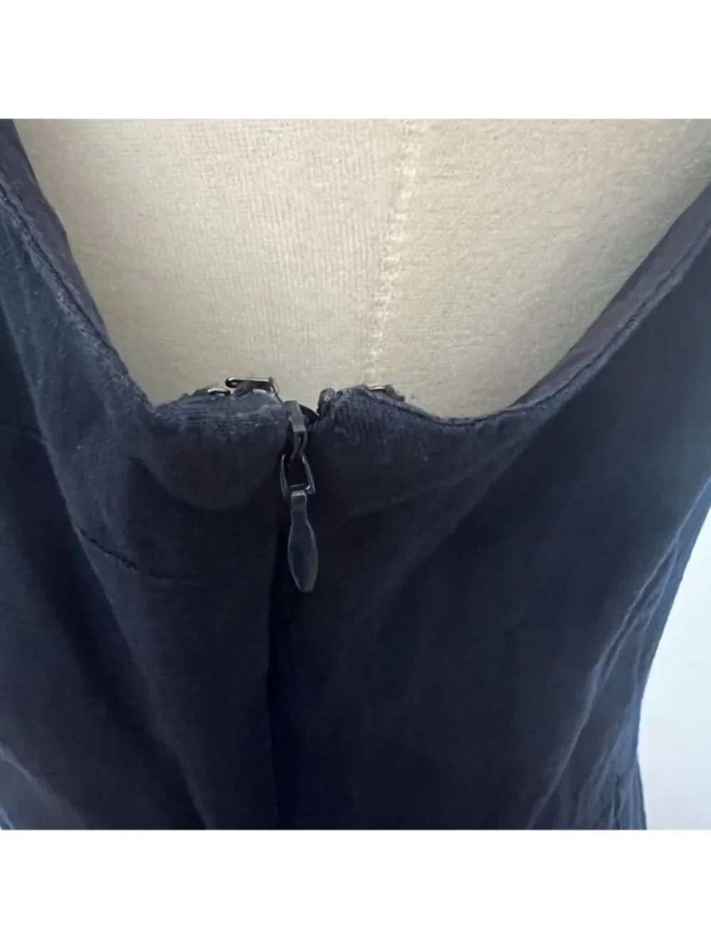 Classic Linen Sleeveless Navy Midi Dress V-Neckline Chic Twee Minimalist Sz 8 - Picture 6 of 16